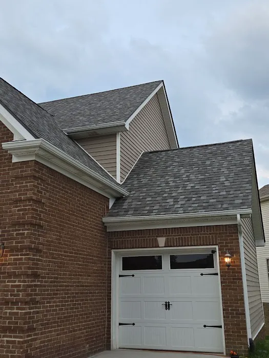 Thoroughbred Roofs Picture 5