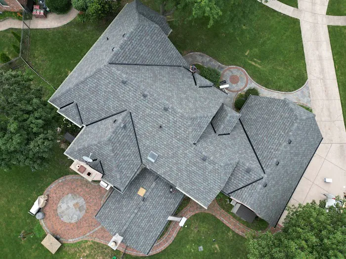A & J Roofing Corporation Picture 1