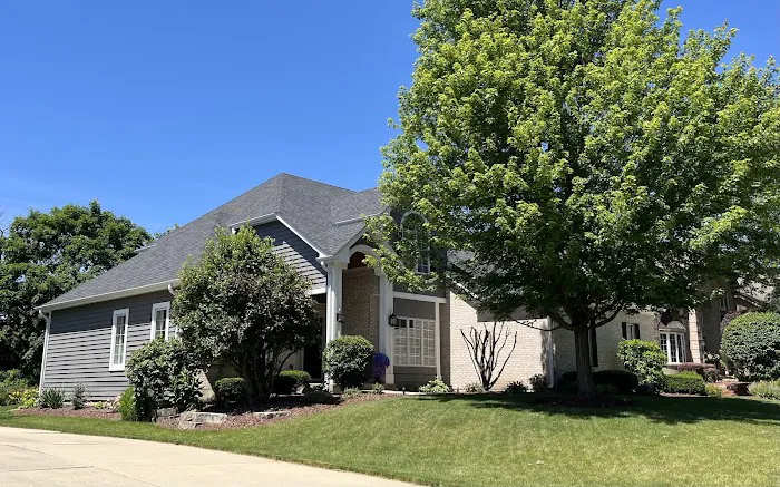 Naperville Roofing & Construction Picture 3