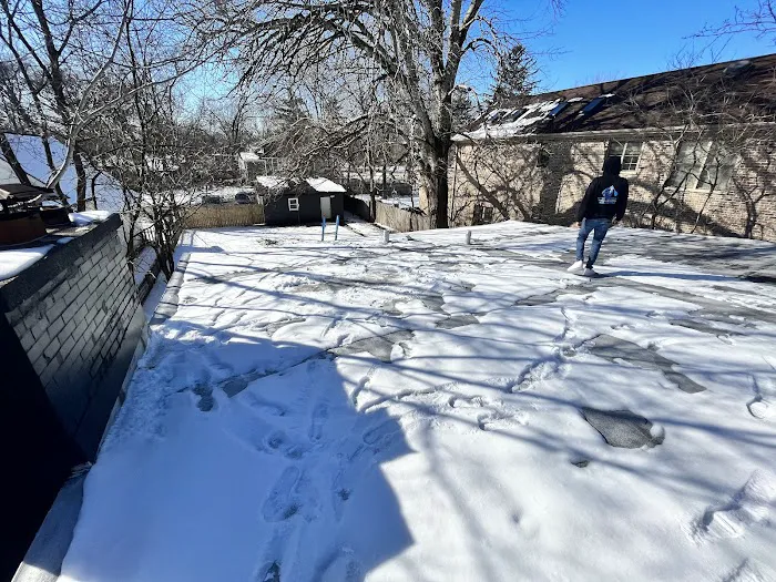 Noah's Roofing LLC Picture 4