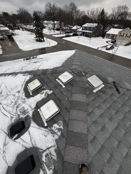 Noah's Roofing LLC Picture 5