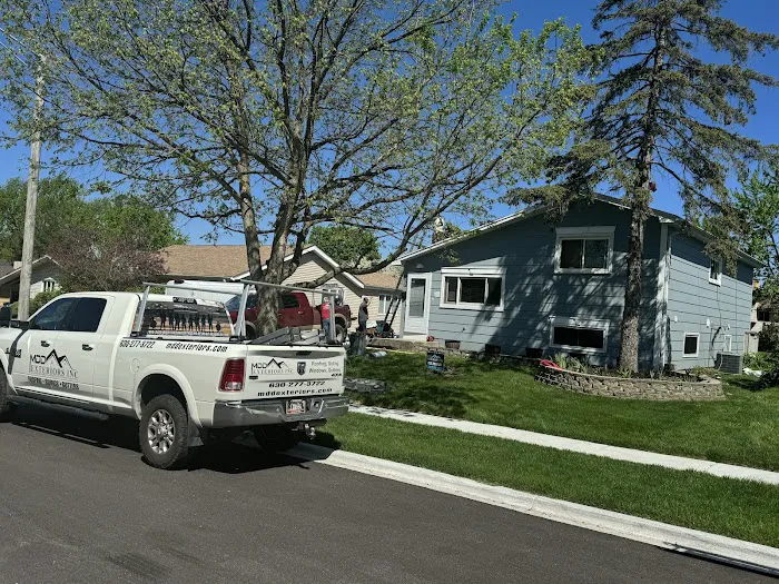 MDD Exteriors - West Chicago Picture 9