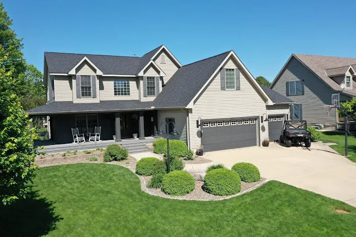 AGG Roofing Picture 1