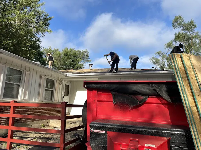 E & G Exteriors, Inc Picture 3