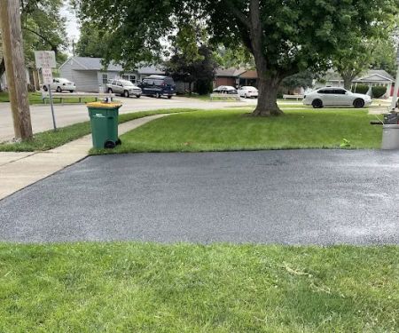 M&M Roofing & Blacktopping