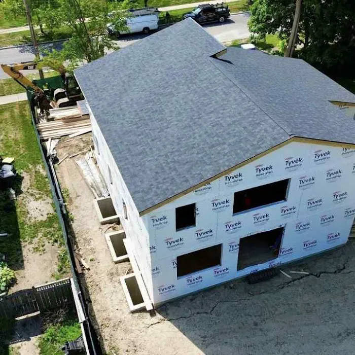 Roofing Gurus - Licensed roofing contractors for Roof Replacement & Leak Repair Chicago Picture 1