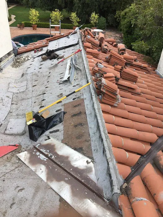 Wilcox Roofing & Construction Picture 3