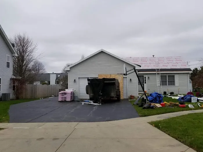 L Pro Roofing Company & Adjusting Picture 5