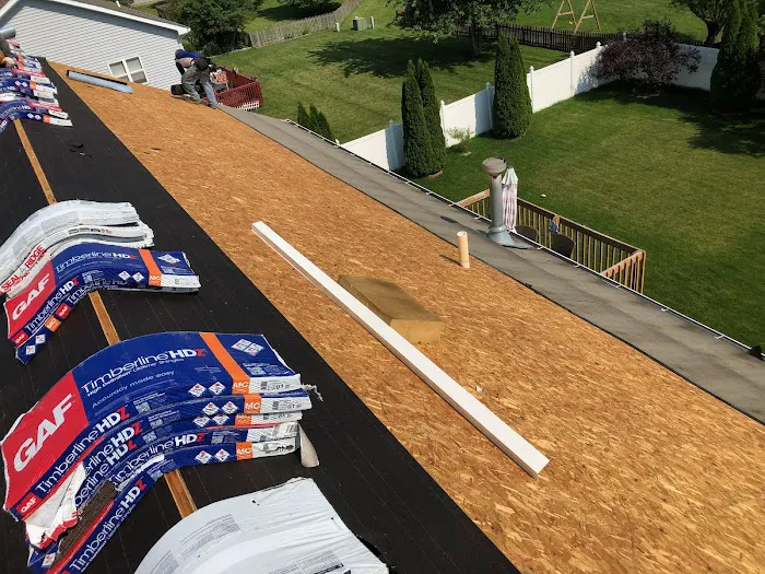 Alcor Construction Roofing & Siding Picture 3