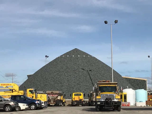 Advanced Roofing Team Picture 5