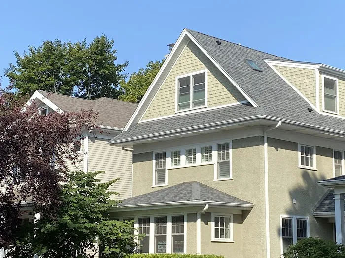 Shoreland Roofing Picture 5