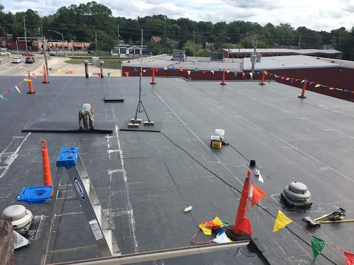 Lakeland Exteriors & Roofing Picture 1