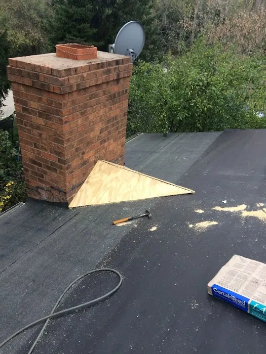 GM Roofing Contractor Picture 8