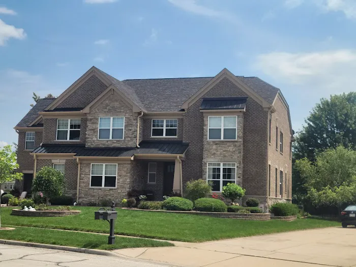 HARRIS ROOFING, SIDING, WINDOWS & DOORS Picture 5