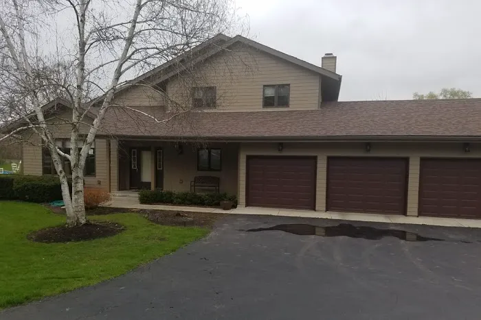 BUZZ Cedar Roofing Company Picture 9