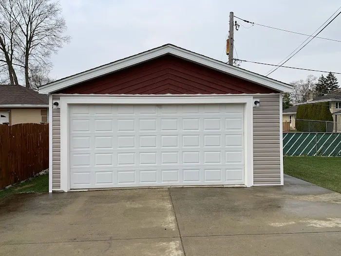 Perfect 10 Exteriors Picture 6