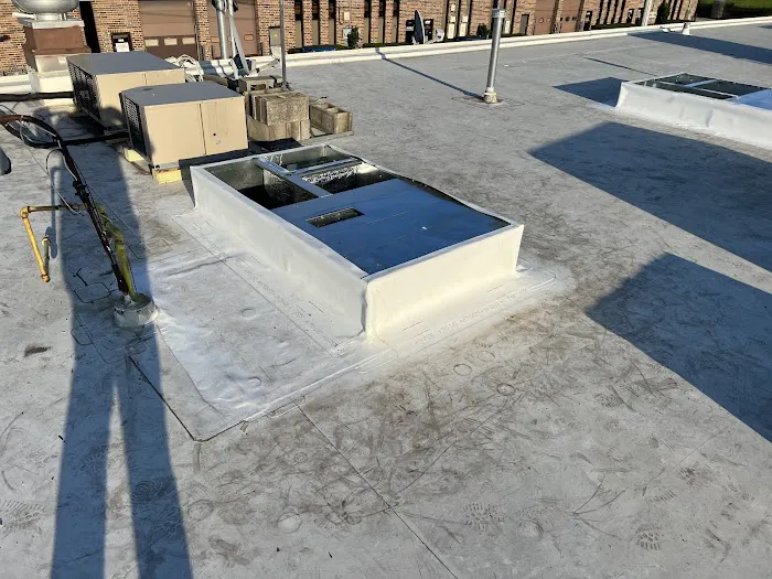 Flores Enterprises Inc. Picture 4