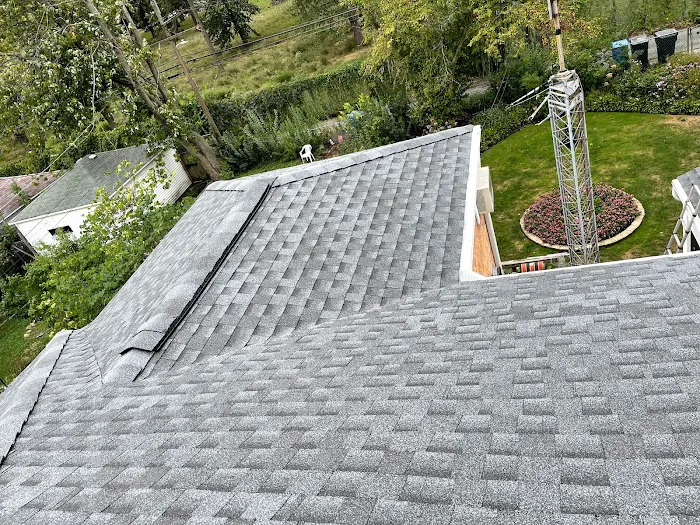 Wolf Development Inc Roofing and Siding Contractor Picture 9