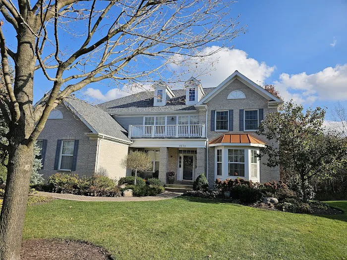 Estate Exteriors Picture 2