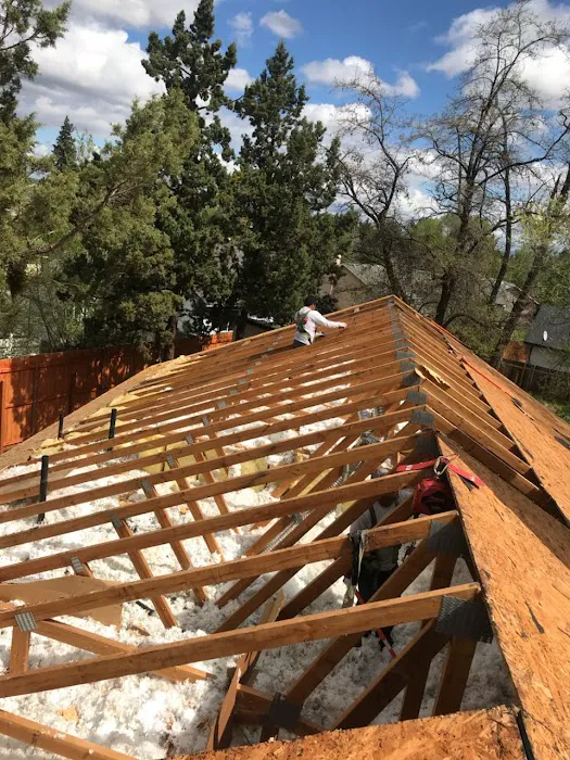 Deschutes Roofing Picture 9