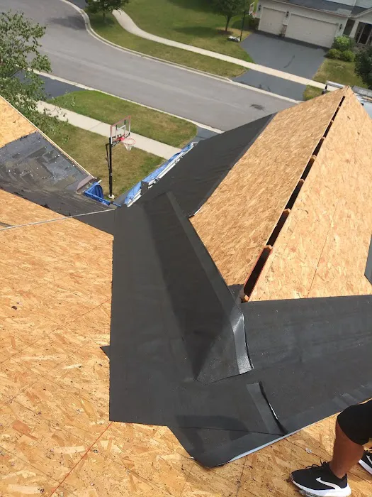 Maximus Roofing Inc. Picture 1