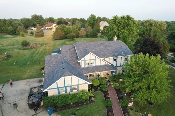 Windy City Roofing and Siding Contractors Picture 4