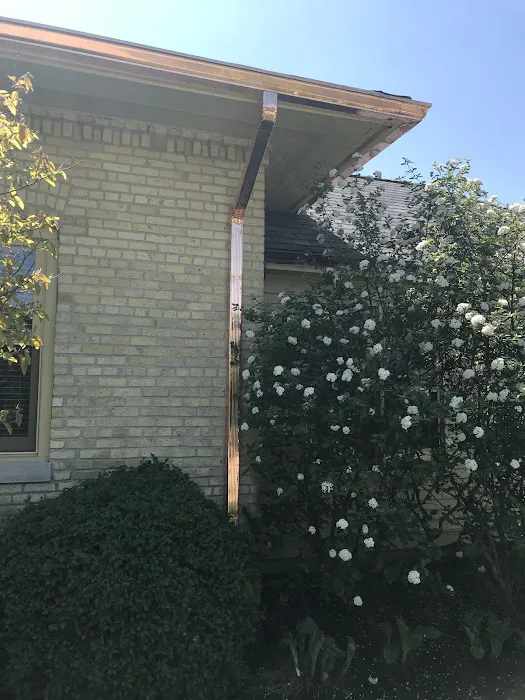 AH Soffit Repair Gutter Installation Picture 4