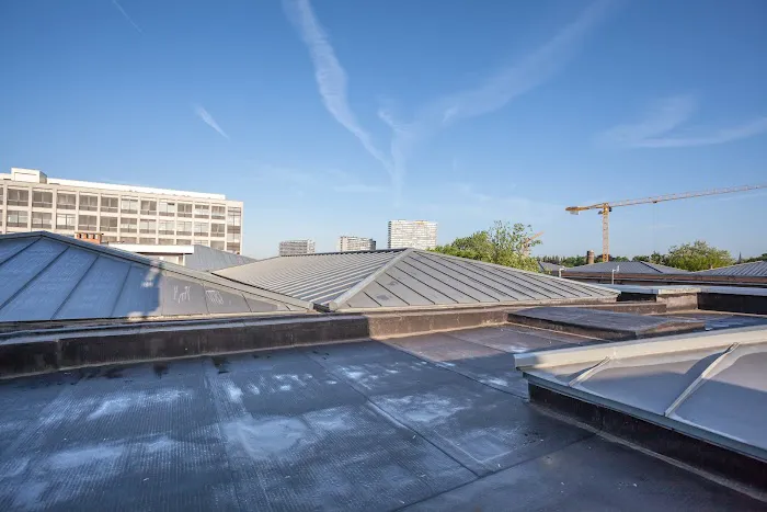 E&L Roofers Commercial & Shingle Picture 4