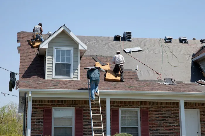 COM Roofing Company Picture 6