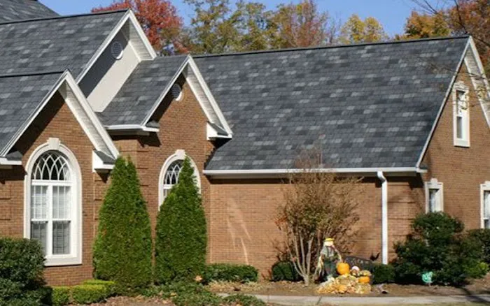 Foyer Roofing & Chimney Company Picture 1