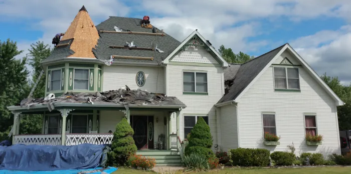 Benjamin Brothers Roofing, Siding, and Gutters Picture 5