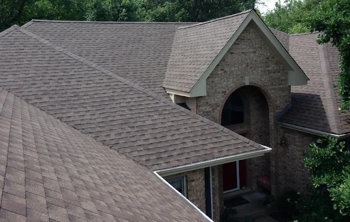 Benjamin Brothers Roofing, Siding, and Gutters Picture 8