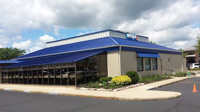 AMB Roofing & Sheetmetal Picture 5