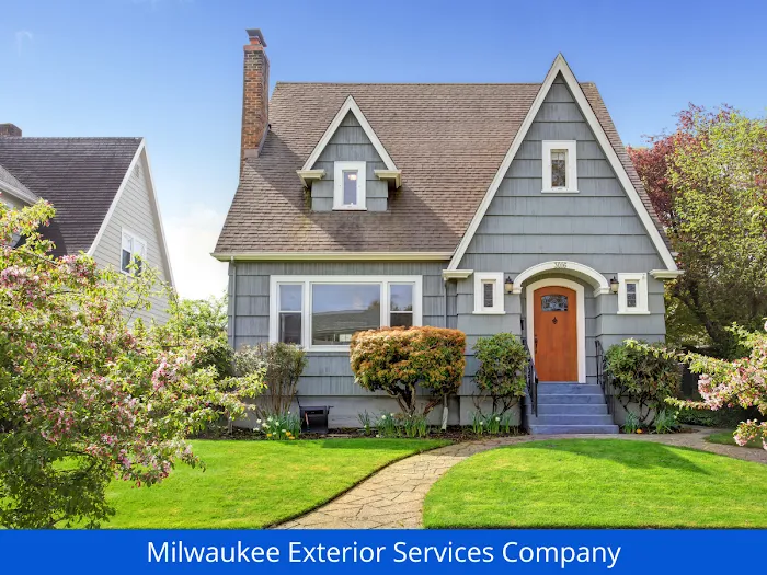 M&L Siding and Services INC Picture 10