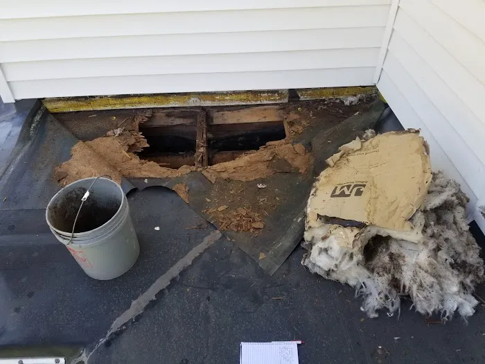 Baker Roofing and Home Repairs LLC Picture 1