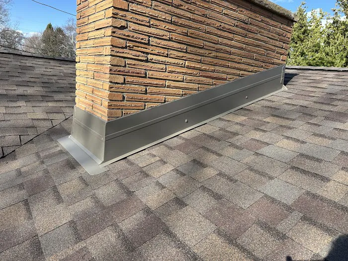 4 Seasons Roofing Service LLC Picture 2