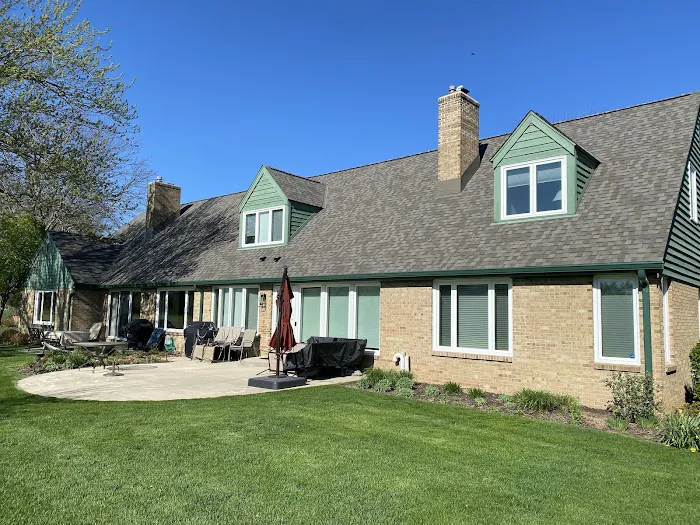 SJS Roofing & Construction Picture 4