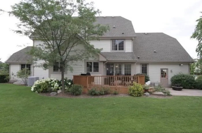 Elite Exteriors LLC Picture 3