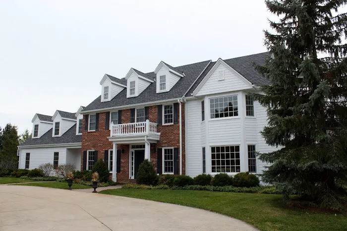 Elite Exteriors LLC Picture 9