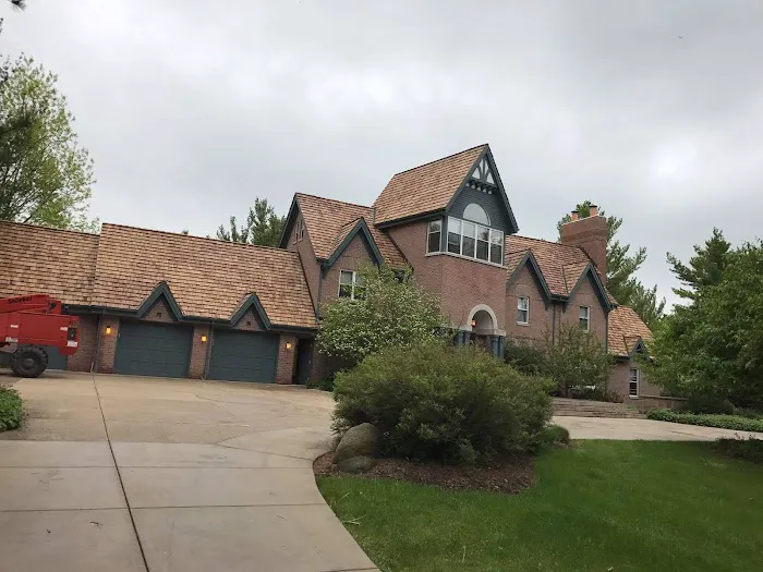 Heins Contracting Roofing and Siding Waukesha Picture 5