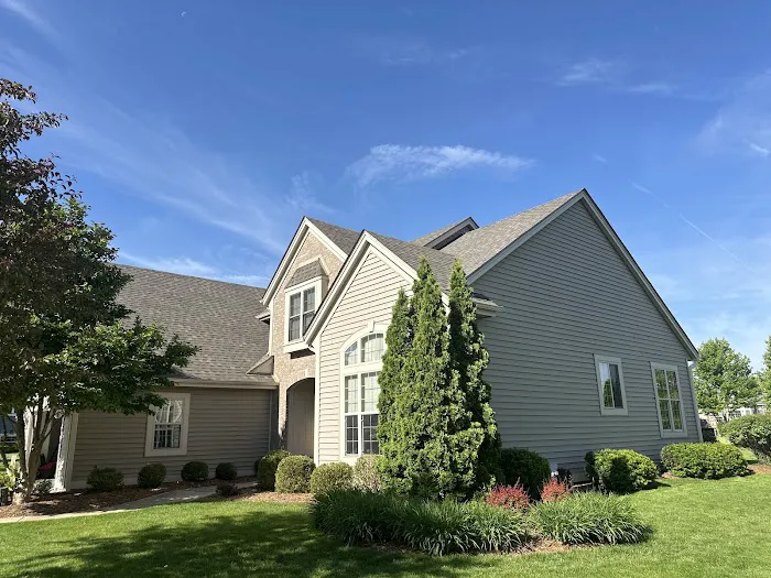 Four Leaf Roofing & Windows Picture 7