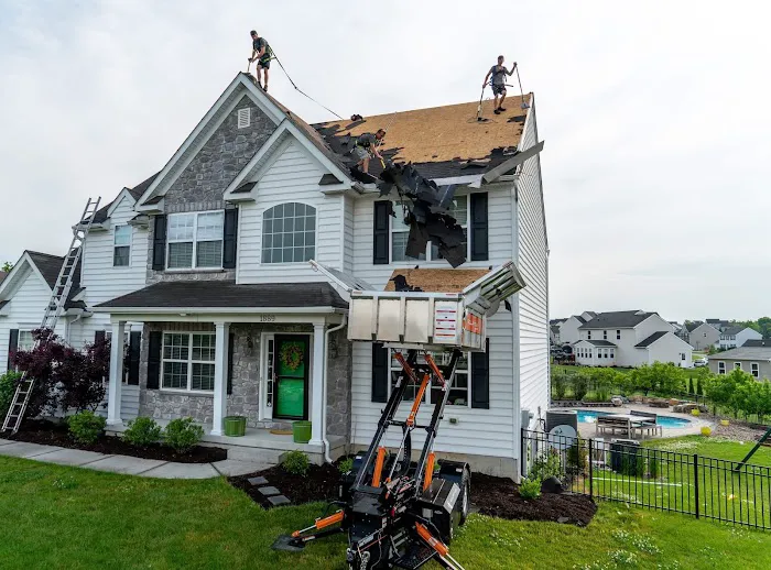 Advanced Home Exterior Picture 2