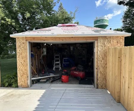 Ultra Roof LLC