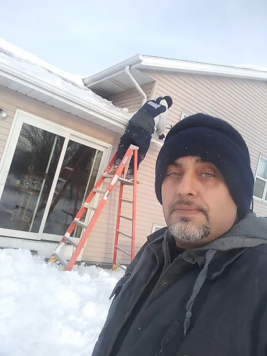 Milwaukee Ice Dam Removal Picture 7