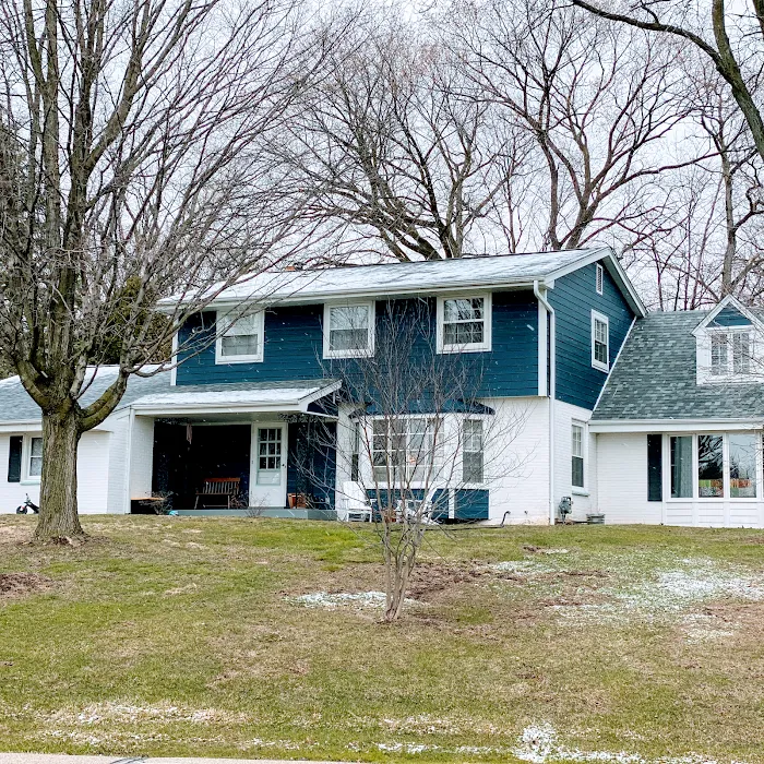 Modern Exterior Roofing Picture 6