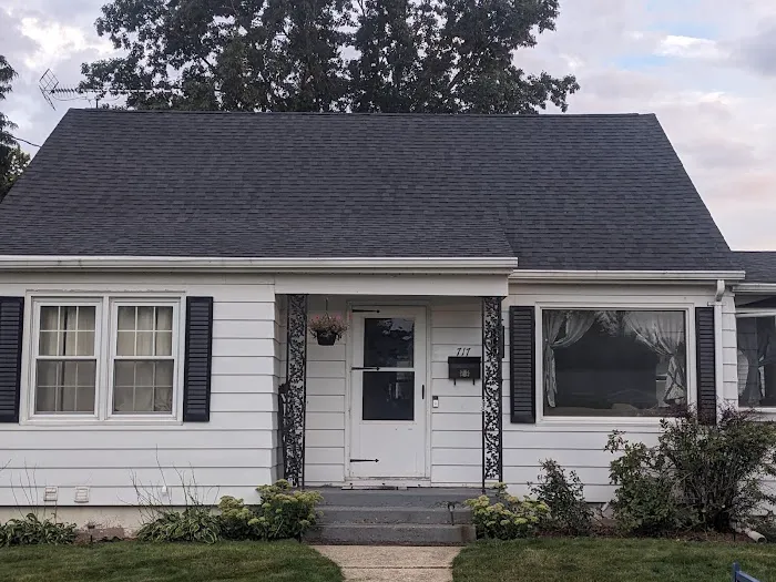 Reliable Roofing LLC Enterprises Picture 1