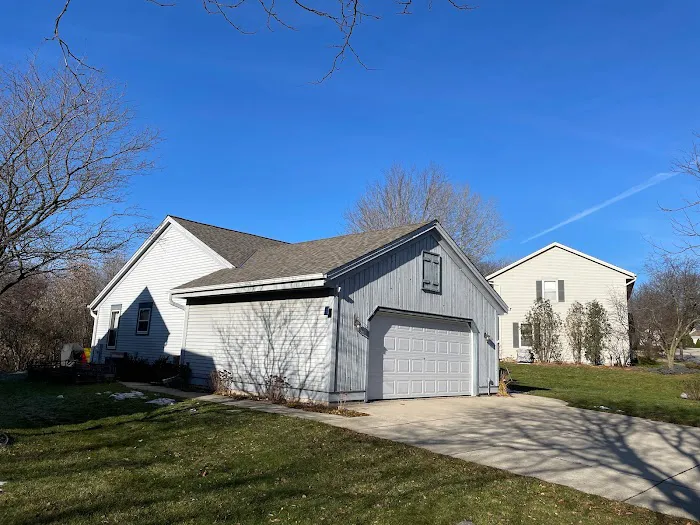 Adonis Roofing Picture 1