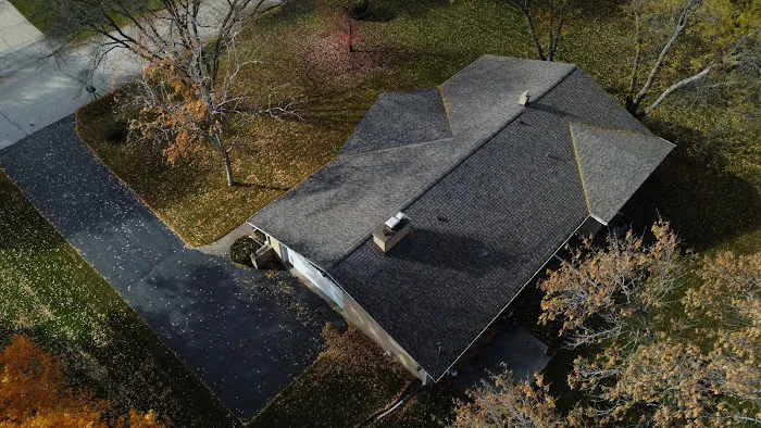 Adonis Roofing Picture 3