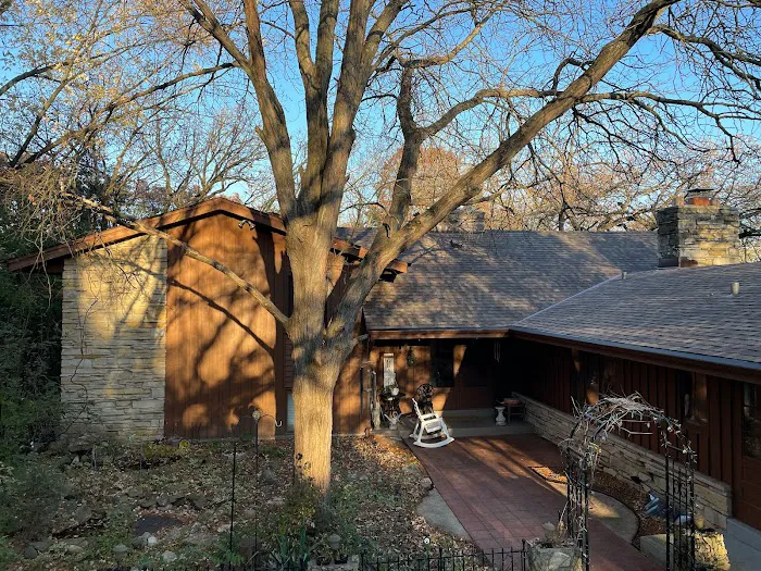 Adonis Roofing Picture 5