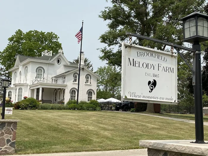 Tip Top Roofing & Gutters Picture 3